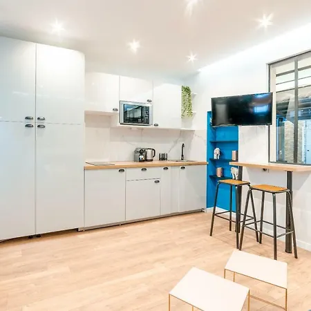 Lovely Flat In Montmartre Appartamento Parigi